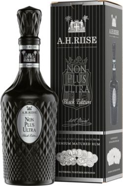 A. H. Riise Non Plus Ultra Black Edition 42% 0,7L